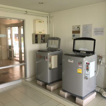 חוף ג'ומטיין Cosy Lumpini Beachfront One Bedroom Jomtein מראה חיצוני תמונה