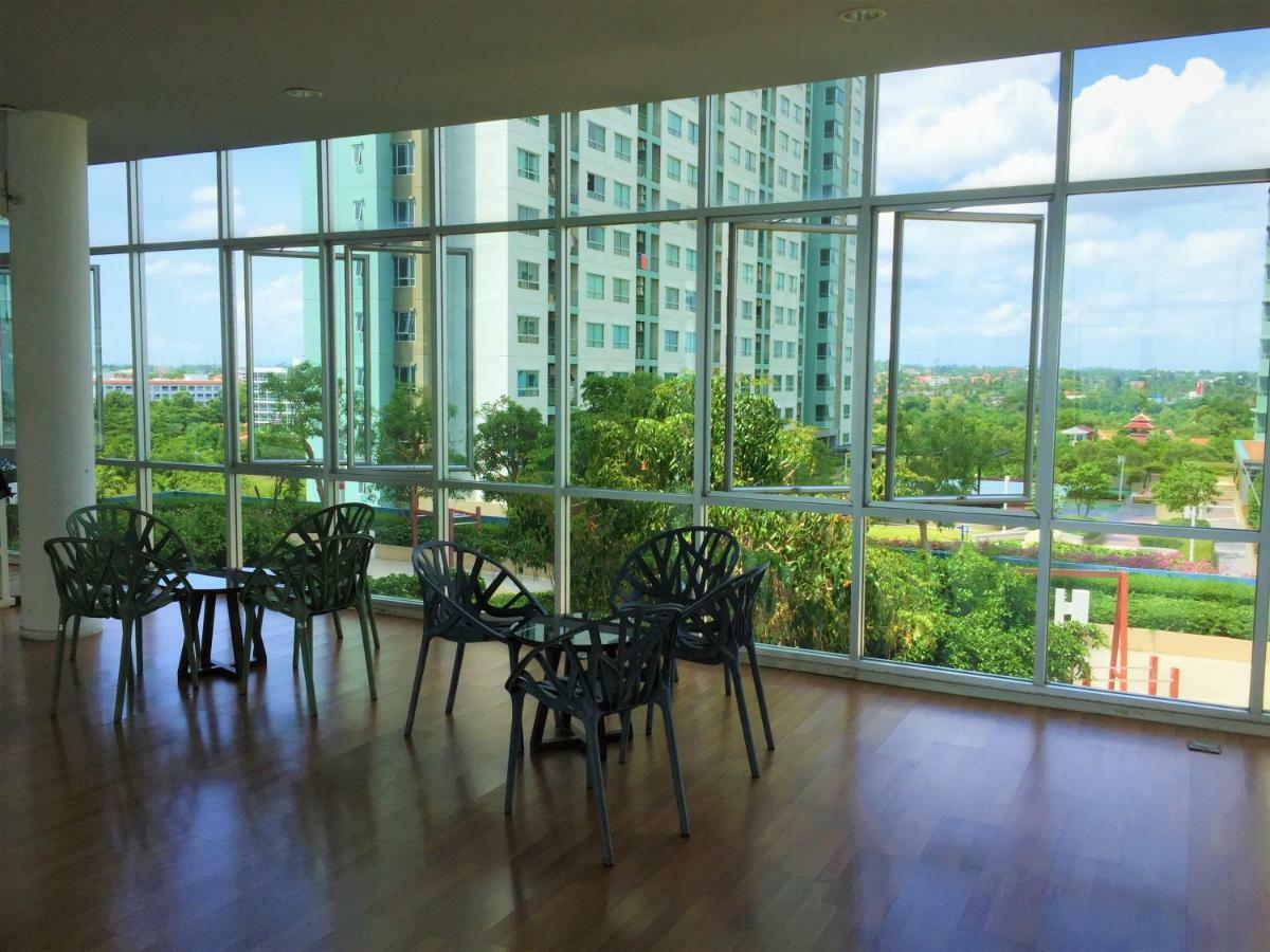 חוף ג'ומטיין Cosy Lumpini Beachfront One Bedroom Jomtein מראה חיצוני תמונה